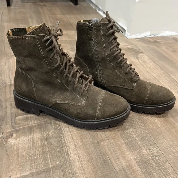 Women’s boots - Picture 2 of 4